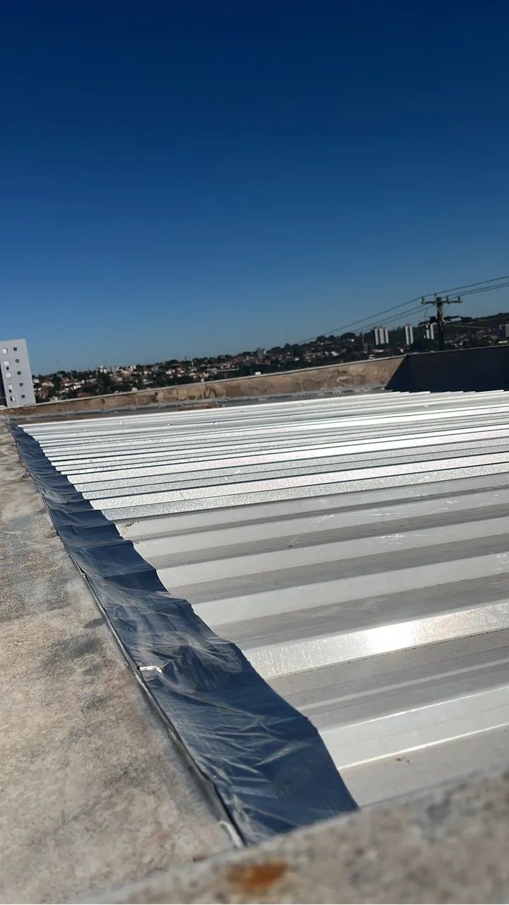 Solução telhado sobre telhado