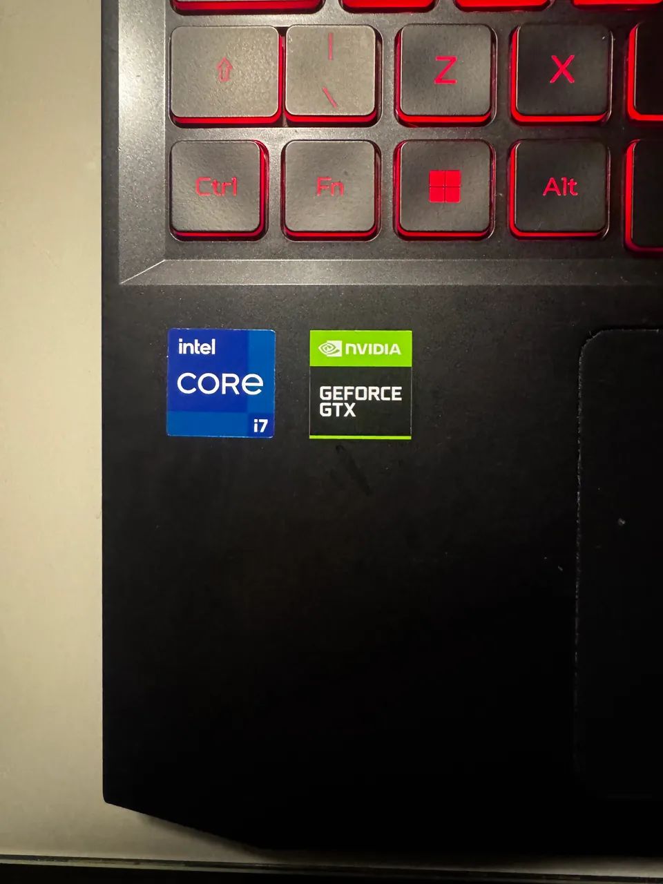 Acer Nitro 5 GTX 1650 + Teclado gamer - Foto 3