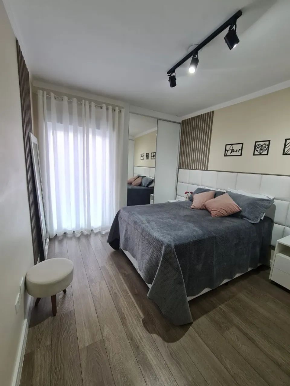 Sobrado 3 suítes, 5 vagas e ao lado do metrô - Foto 3