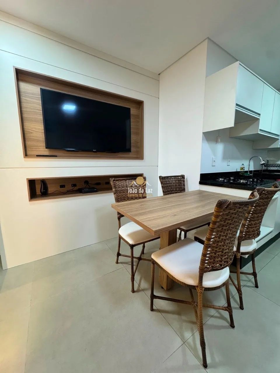 APTO PLANEJADO, MODERNO E COM TERRAÇO ACONCHEGANTE - Foto 5