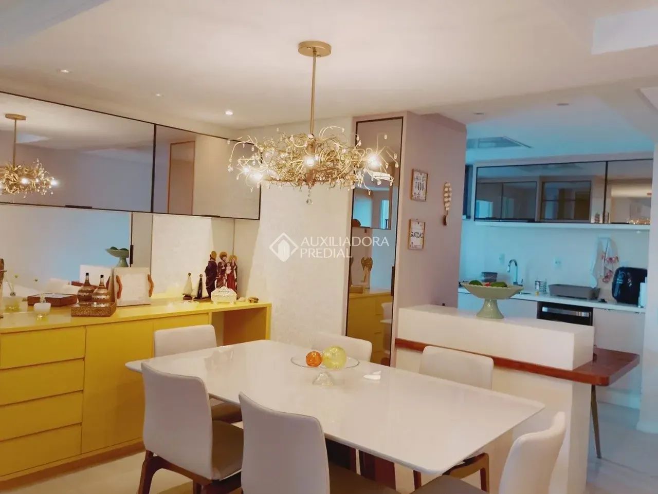 Apartamento com três quartos, sendo uma suíte, mais um escritório no Itacorubi - Foto 3