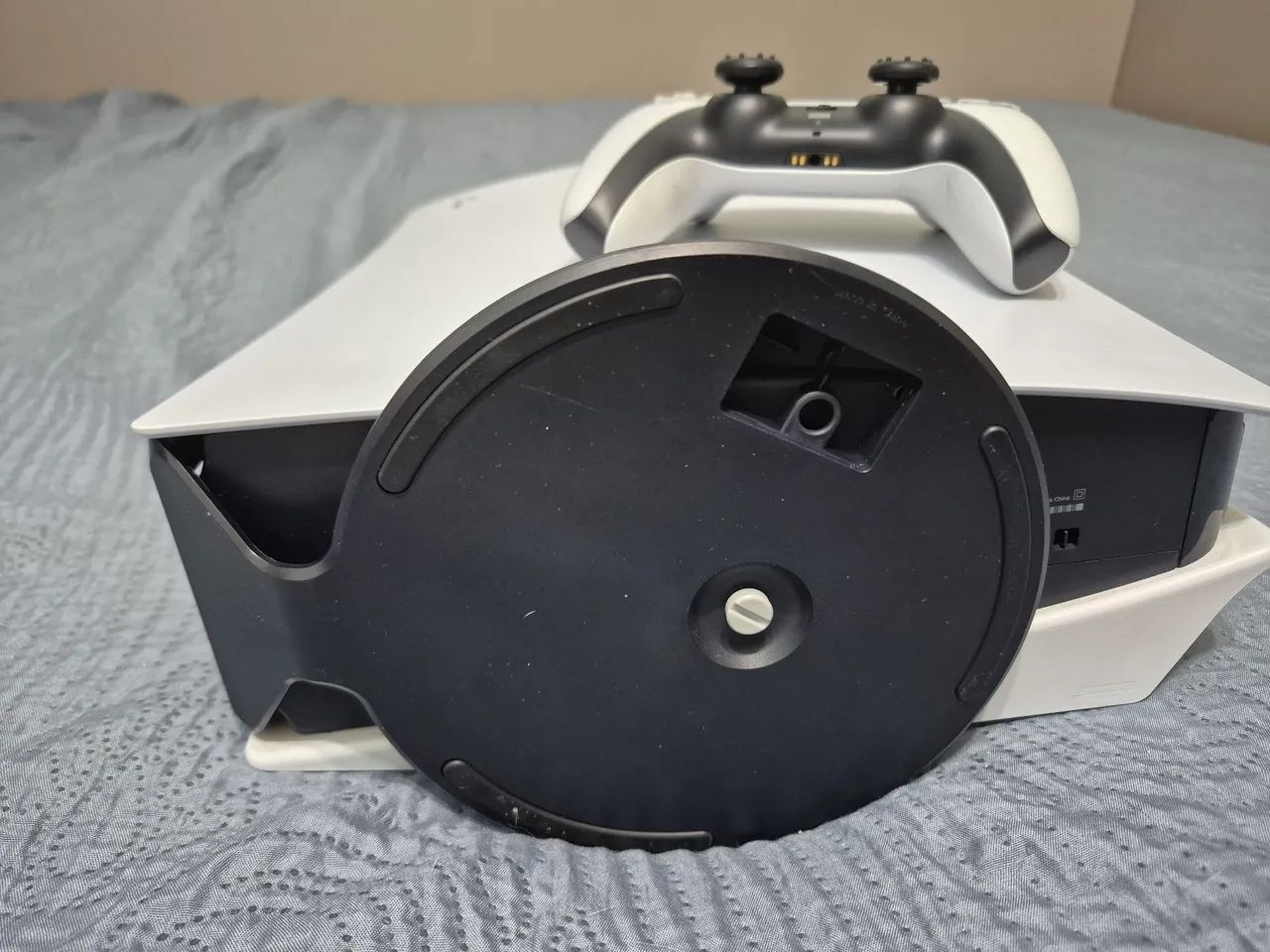 PS5 Fat + 1 Controle Original + 2 Jogos - Foto 2