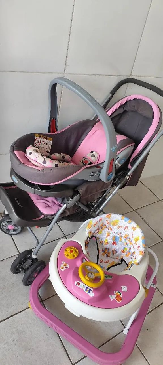 Kit Carrinho, bebê conforto e andaja 