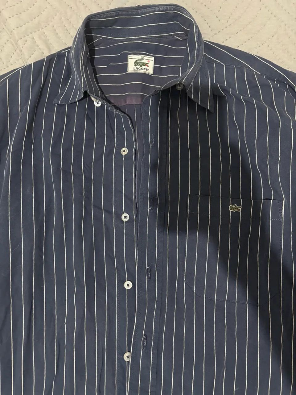Camisa social Lacoste usada - Foto 2