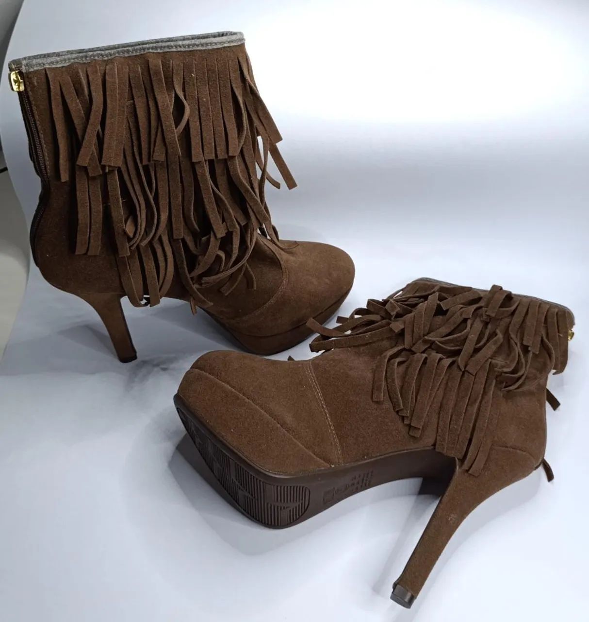 Bota Vizzano Camurça 37