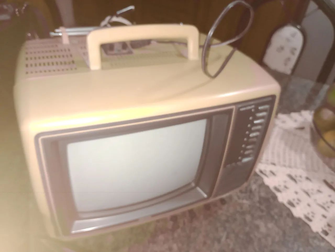 Tv dos anos 70 da marca ?TCL SEMP - Foto 2