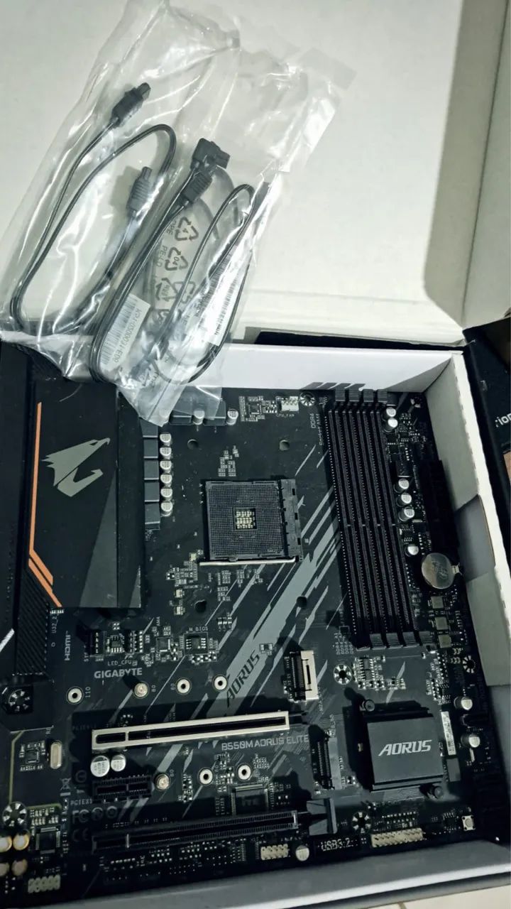Aorus b550m elite ddr4 (2 meses de uso) - Foto 4