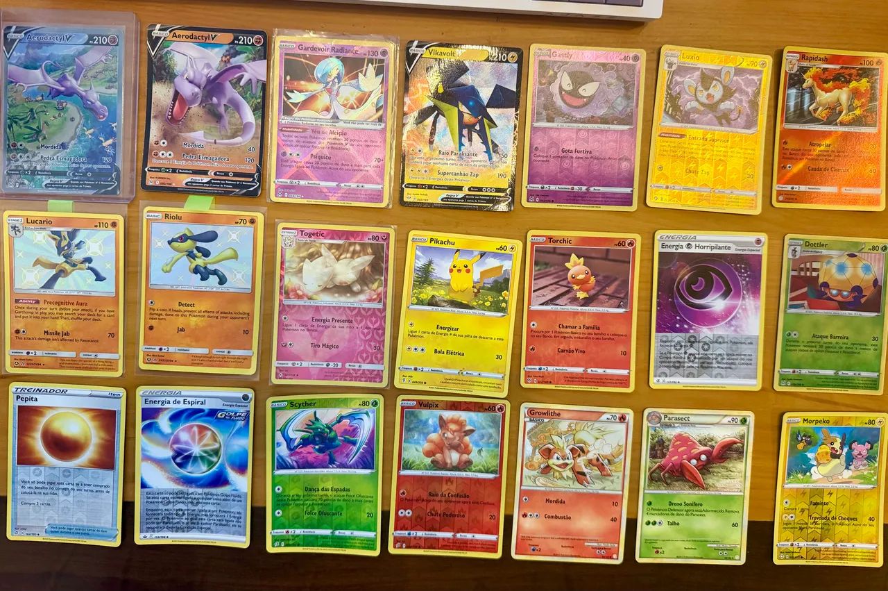 Coleção Pokémon TCG - 2 mil cartas - Foto 3