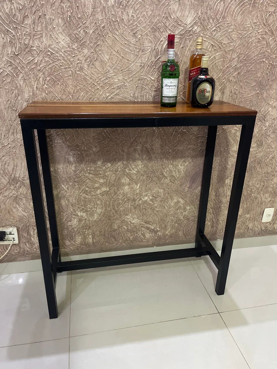 Vendo Bistrô com Pintura Eletrostática 