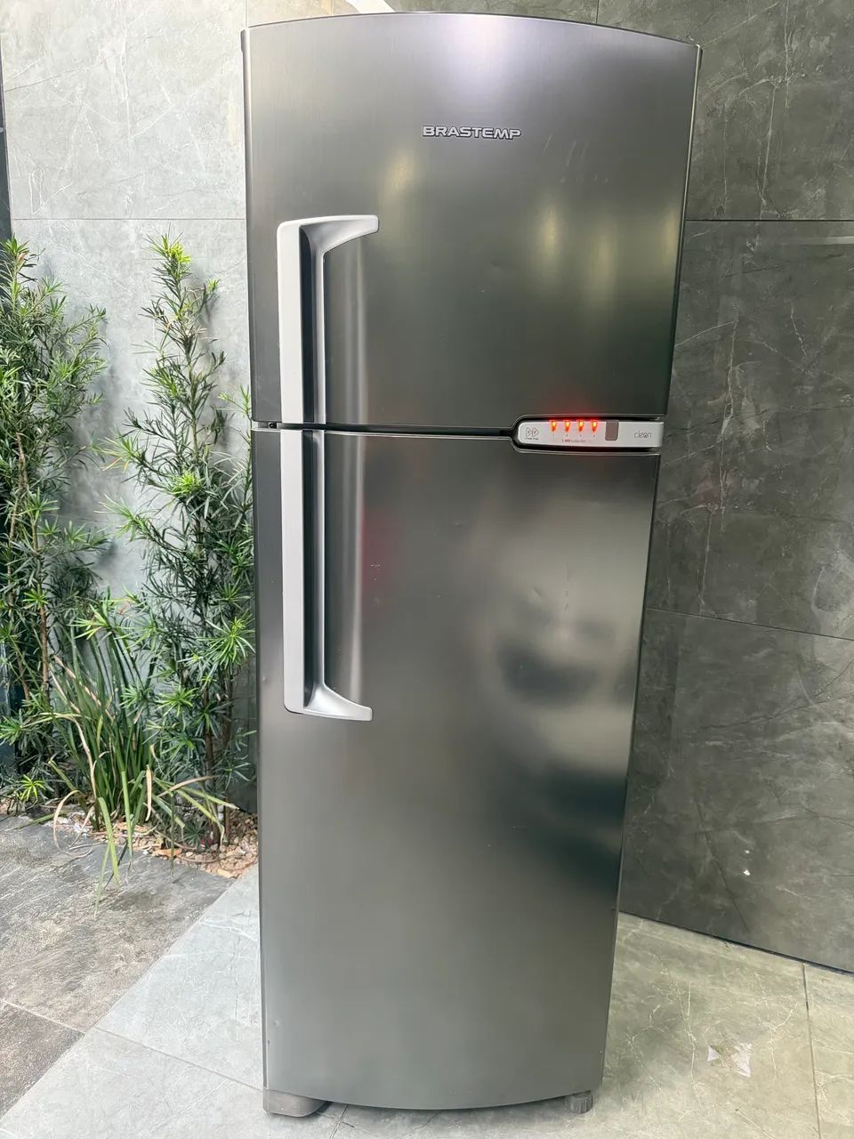 Geladeira Brastemp Duplex Fros Fre inox semi nova 220v - Foto 3