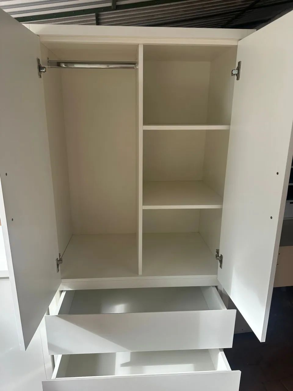Guarda roupa solteiro 100% MDF  - Foto 3