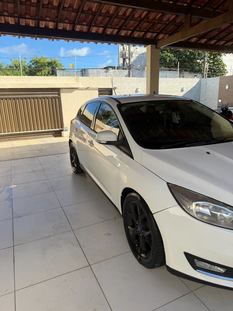 Ford Focus 2.0 16v/se/se Plus Flex 5P Aut. 2017 - Foto 2