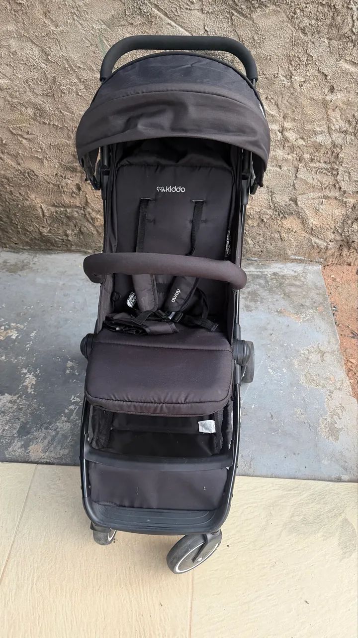 Carrinho de bebê pouco usado  - Foto 2