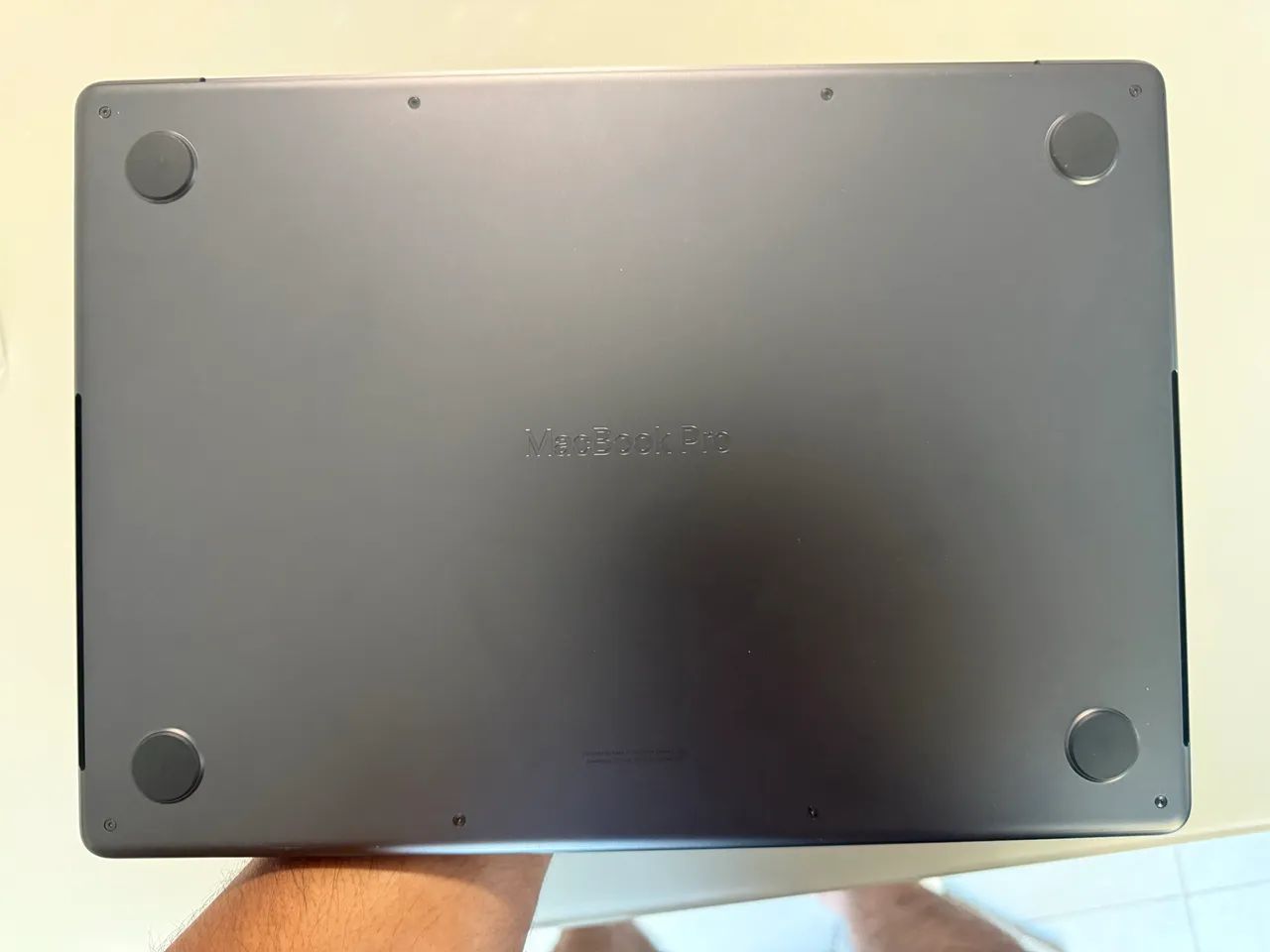 MacBook Pro M3 pro - Foto 3