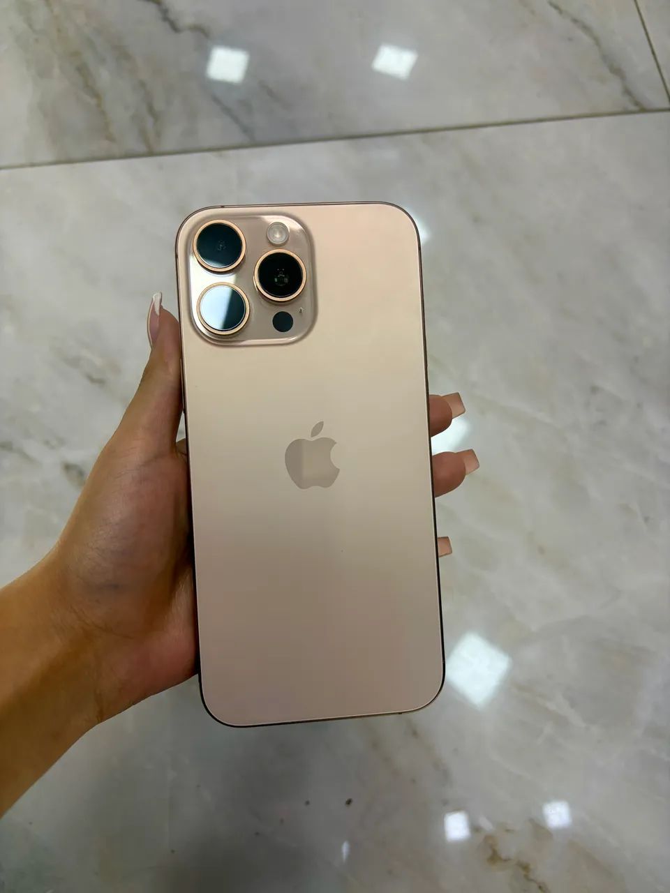 IPHONE 16 PRO MAX - Foto 2