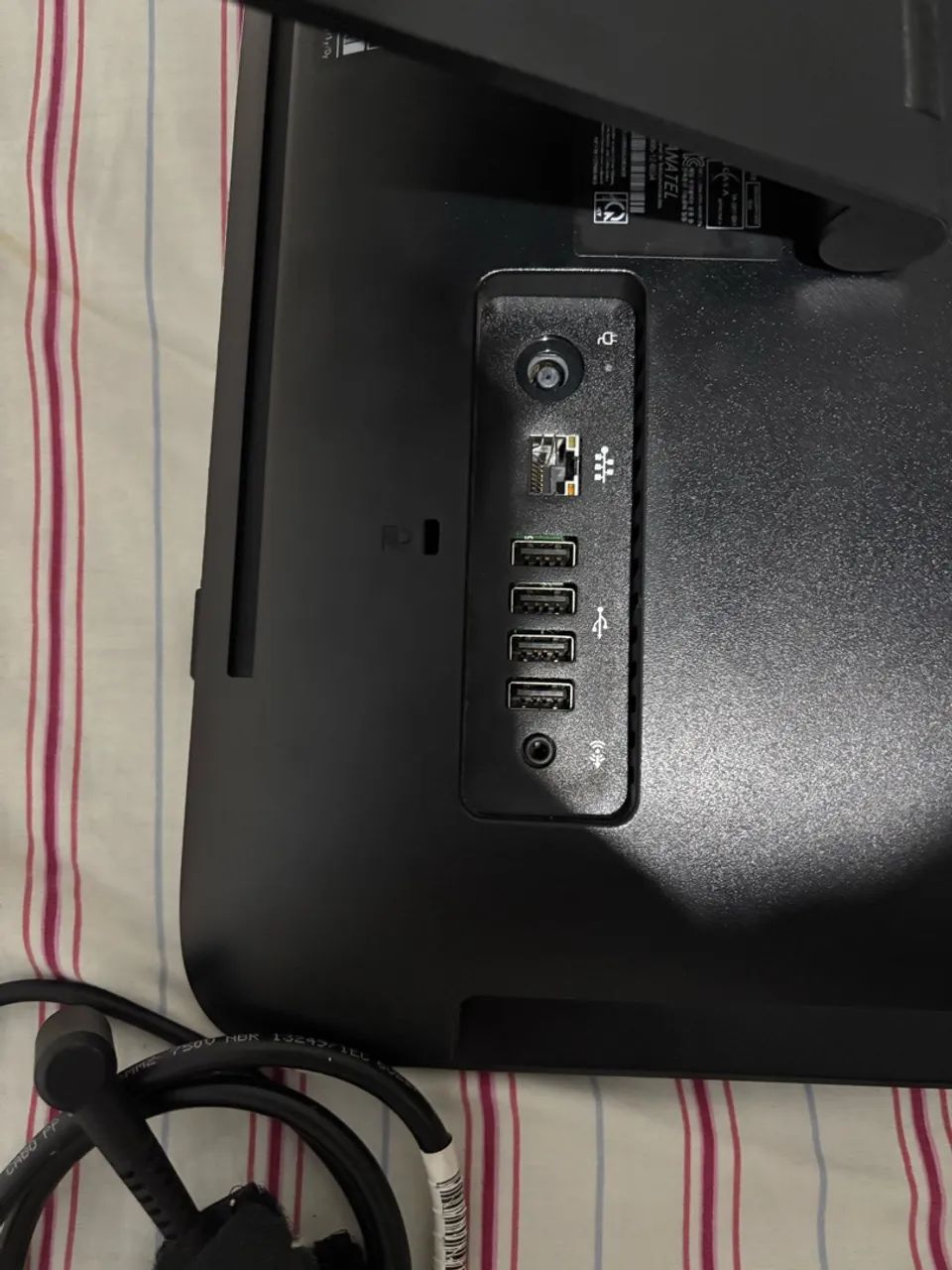 Computador All-in-One HP 18 com Teclado e Mouse - R$ 250 - Foto 2