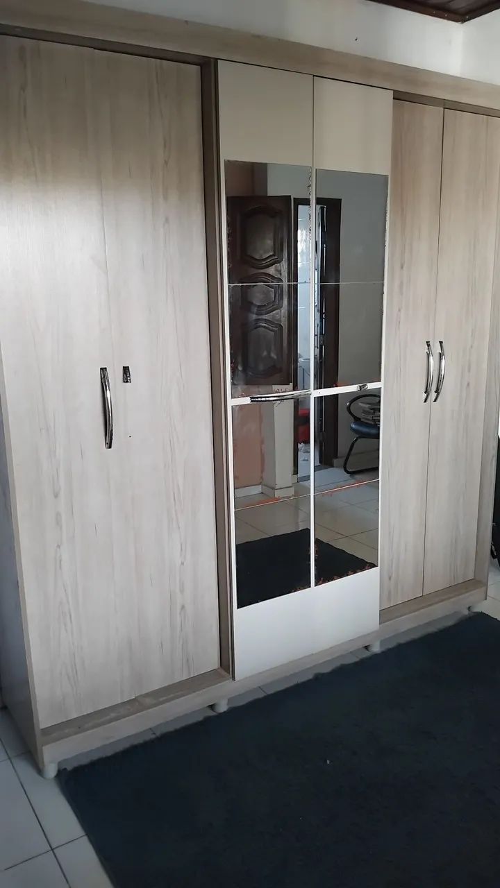 Guarda roupa  casal 