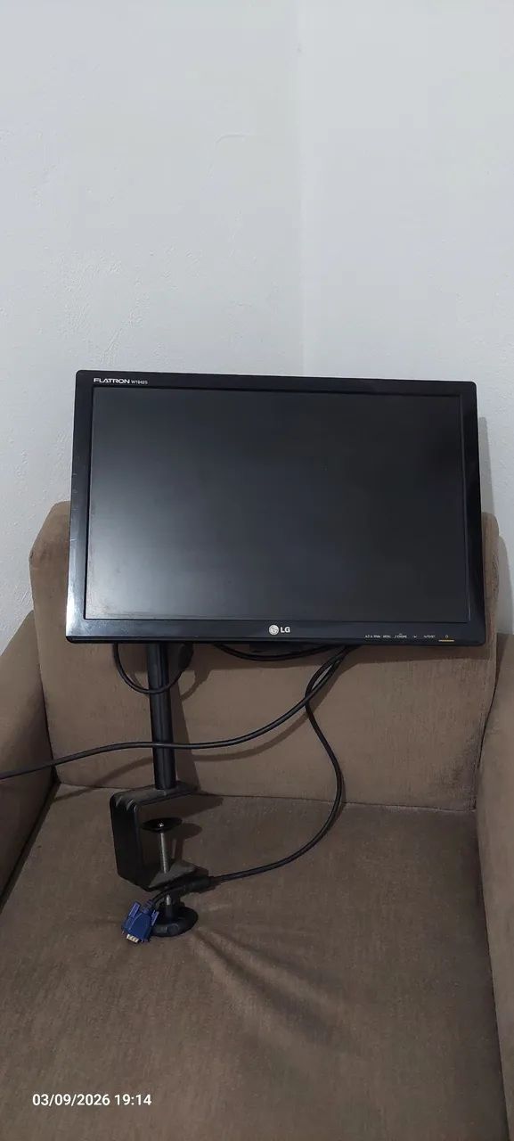 Vendo monitor LG 19
