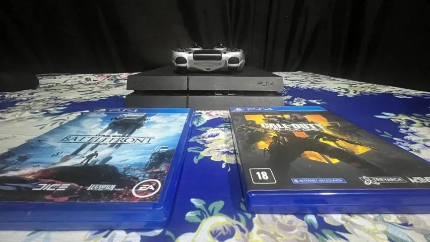 PS4 Slim 500GB com Controle + 2 Jogos