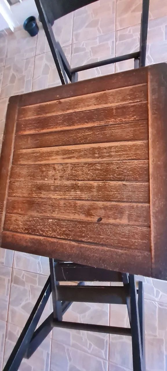 Conjunto de mesa e cadeiras - Foto 4
