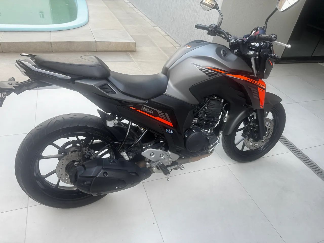 Fazer 25 muito nova  - Foto 3