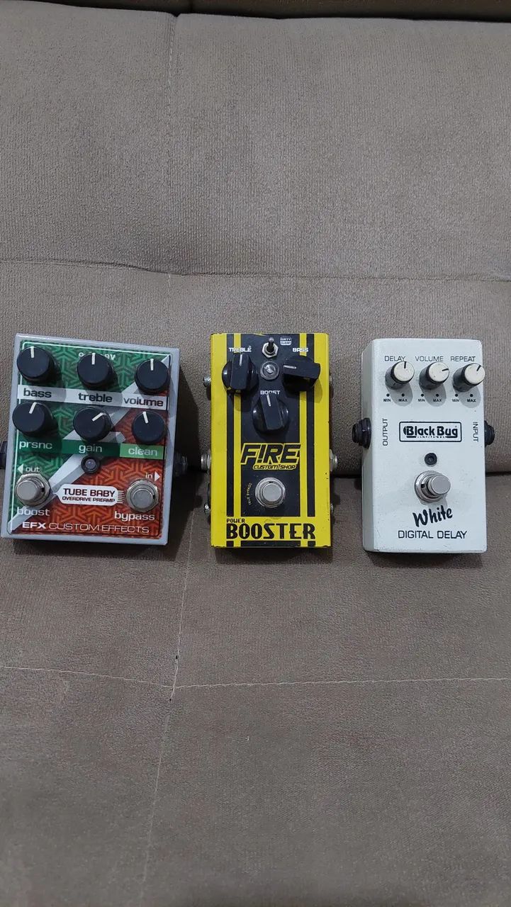 Pedais de guitarra 