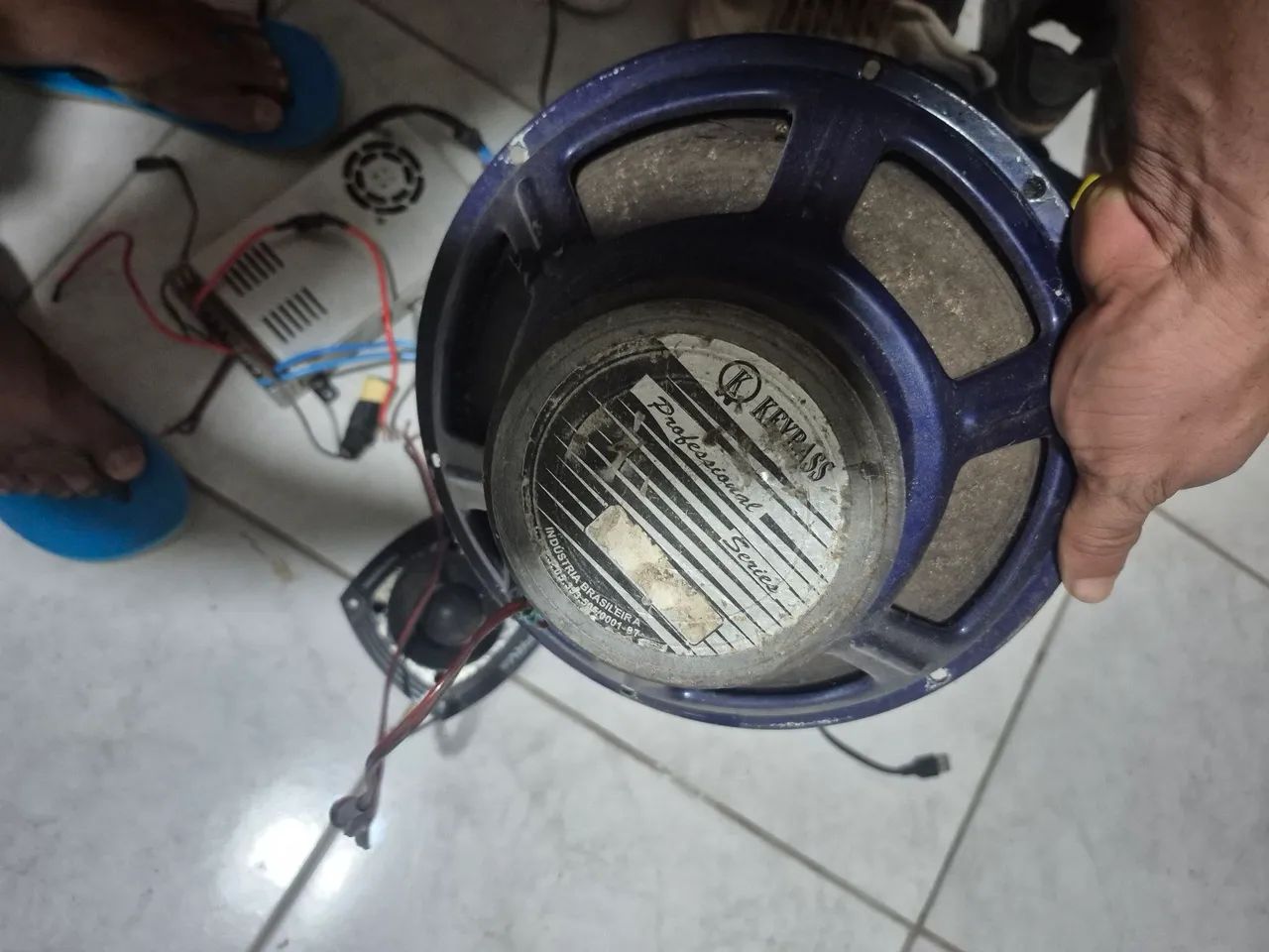 Fonte chaveada,fone,Twitter e corneta todos funcionando perfeitamente  - Foto 3