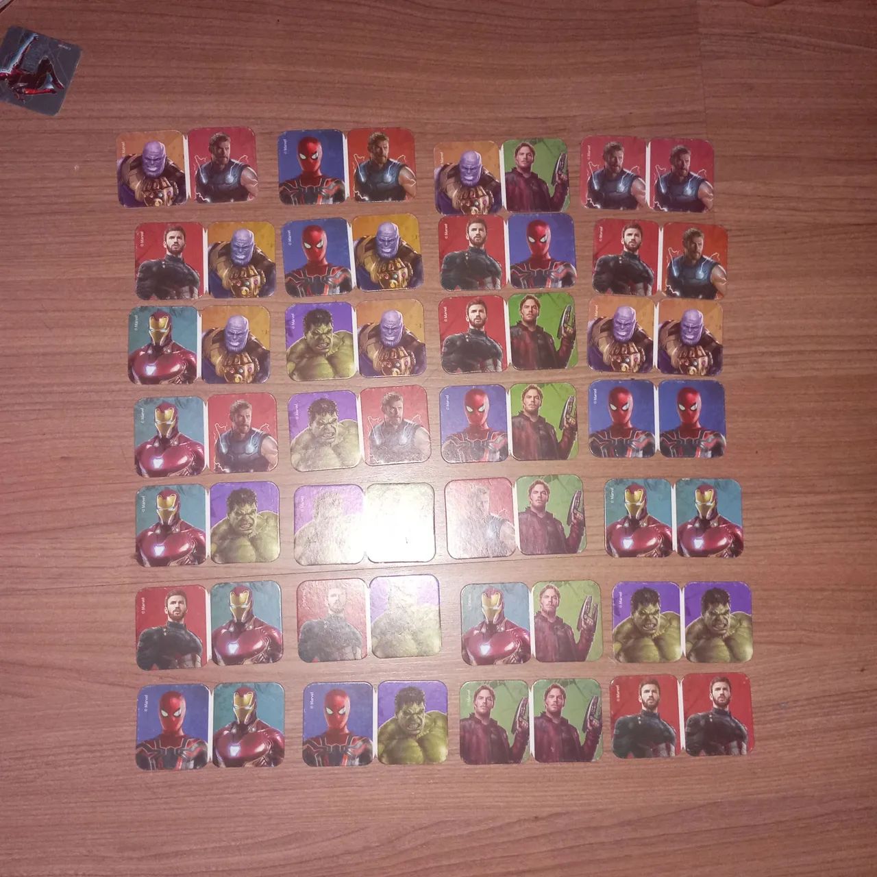 KIT 3 EM 1 MARVEL VINGADORES BRINQUEDO INFANTIL DOMINÓ QUEBRA CABEÇA E JOGO DA MEMÓRIA  - Foto 5