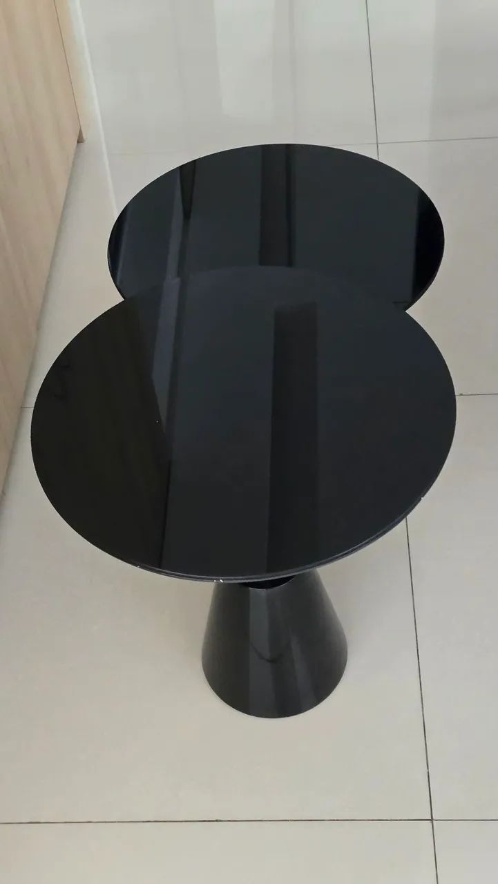 ? Conjunto de mesa de canto preto - Design Moderno