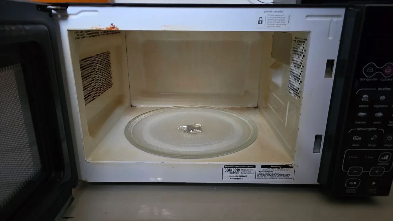 Micro-ondas brastemp 20L - Foto 2