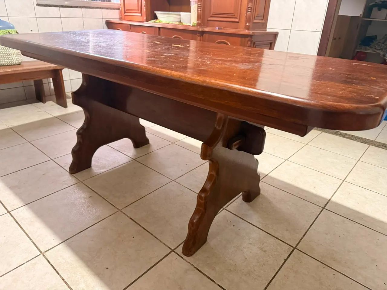 Mesa de Angelim pedra com 6 cadeiras  - Foto 5