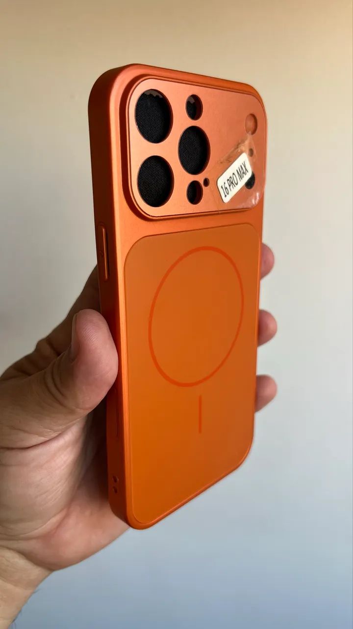 Capa do iPhone 16 Pro Max transforma 17 Pro Max