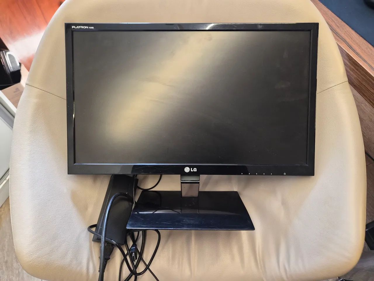 Monitores LG e CPU  - Foto 4