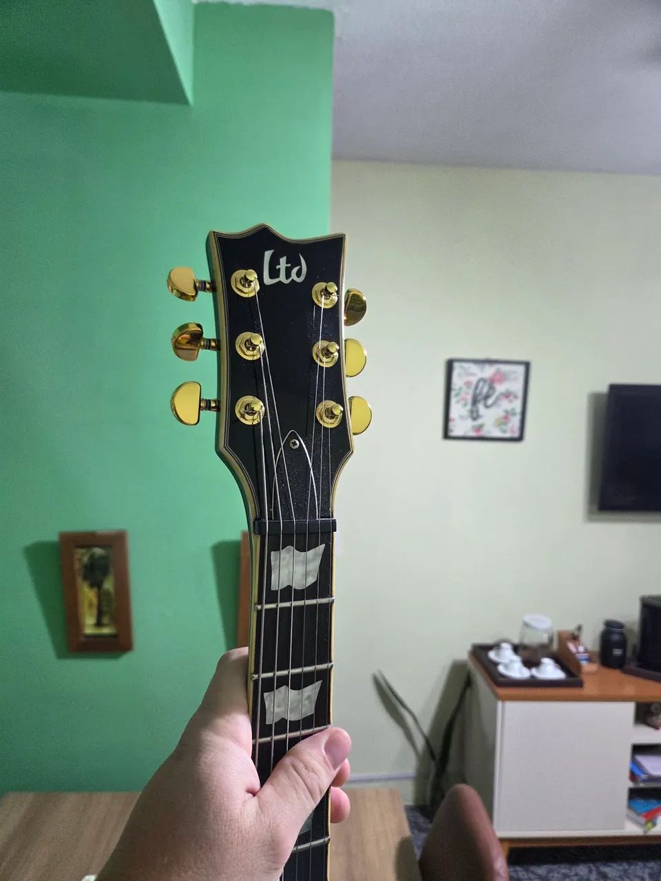 Guitarra LTD Viper 256 Distressed - Foto 3