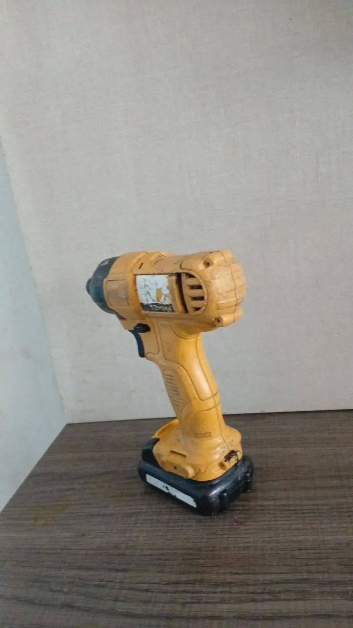 Parafusadeira dewalt - Foto 3