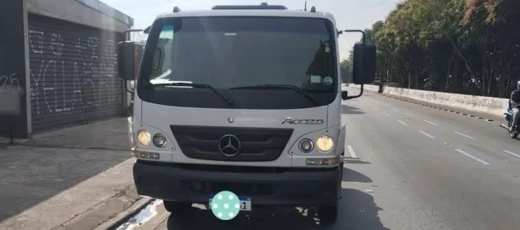 Accelo 815 Ano 2018