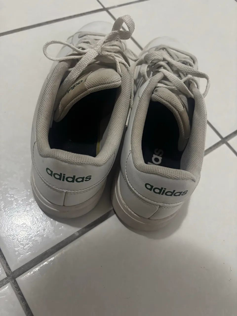 Tênis branco Adidas  - Foto 3