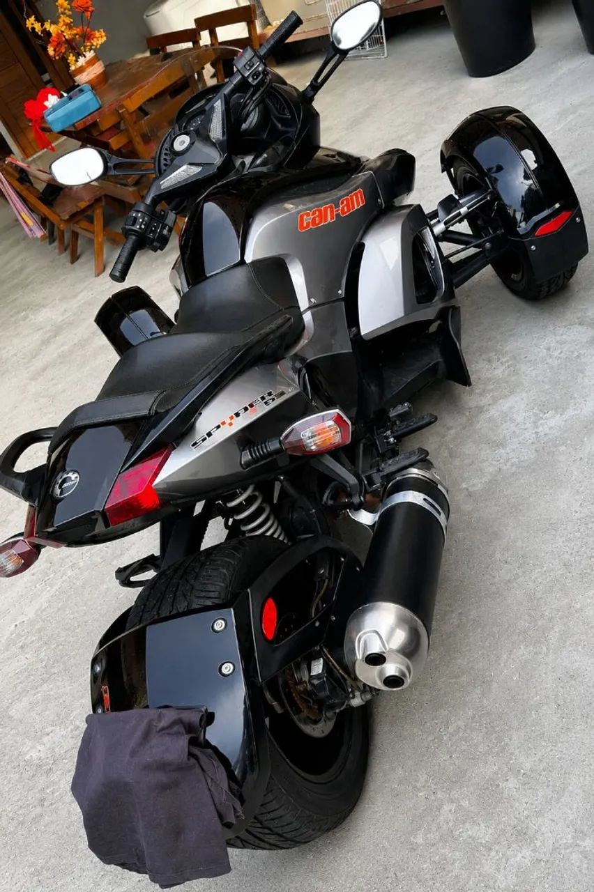 TRICICLO / MOTO ESPORTIVA BRP CAN AM SPYDER RS S - Foto 2
