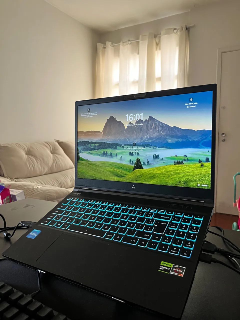 NOTEBOOK MODELO  -  AVELL ION A52r - Foto 2