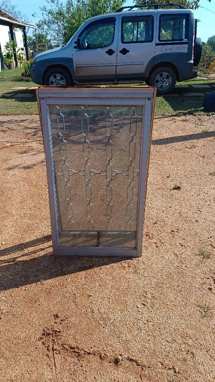 Vendo janelas basculante  - Foto 2