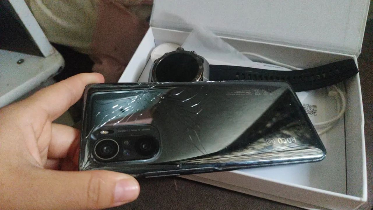 Troco celular e relógio por outro celular  - Foto 2