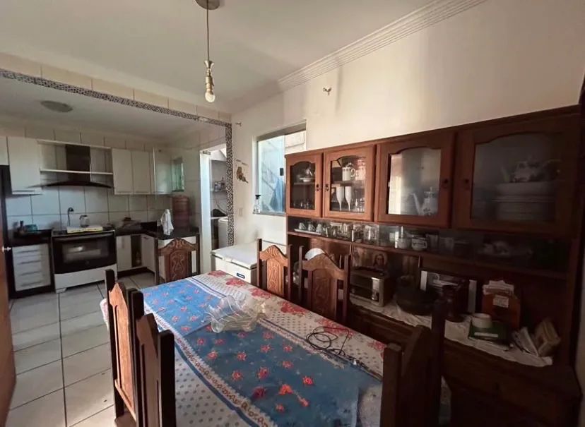 AM-vende-se casa em jabour 
