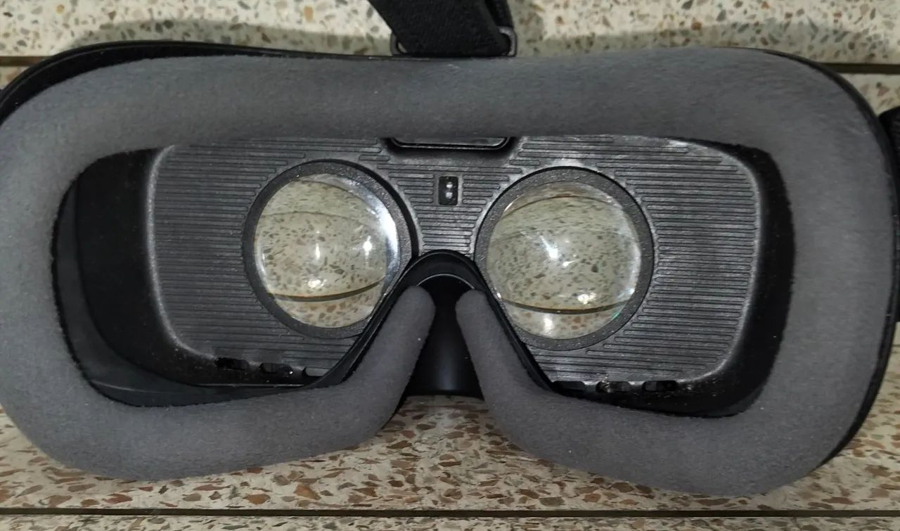Óculos de Realidade Virtual Samsung Gear VR (Powered by Oculus) - Foto 3