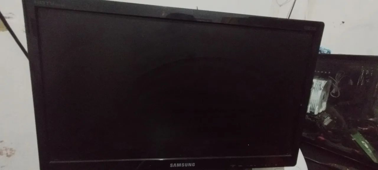 Monitor/tv Samsung 20" LED HD T20C310 - Com Controle e Fonte