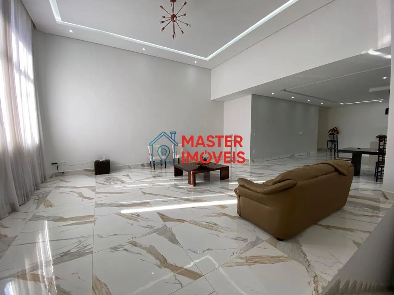 EXCELENTE CASA EM CONDOMÍNIO COM 3 QUARTOS - Foto 2