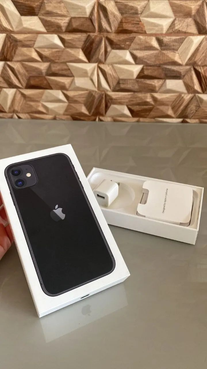 Iphone 11 - 128GB PRETO - Celulares e Smartphones - São Sebastião