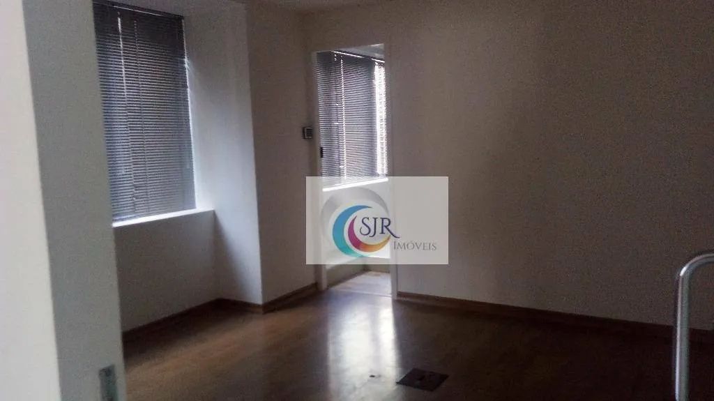 Sala comercial de 223 m², 5 vagas de garagem, localizado no bairro do Brooklin, próximo a  - Foto 2