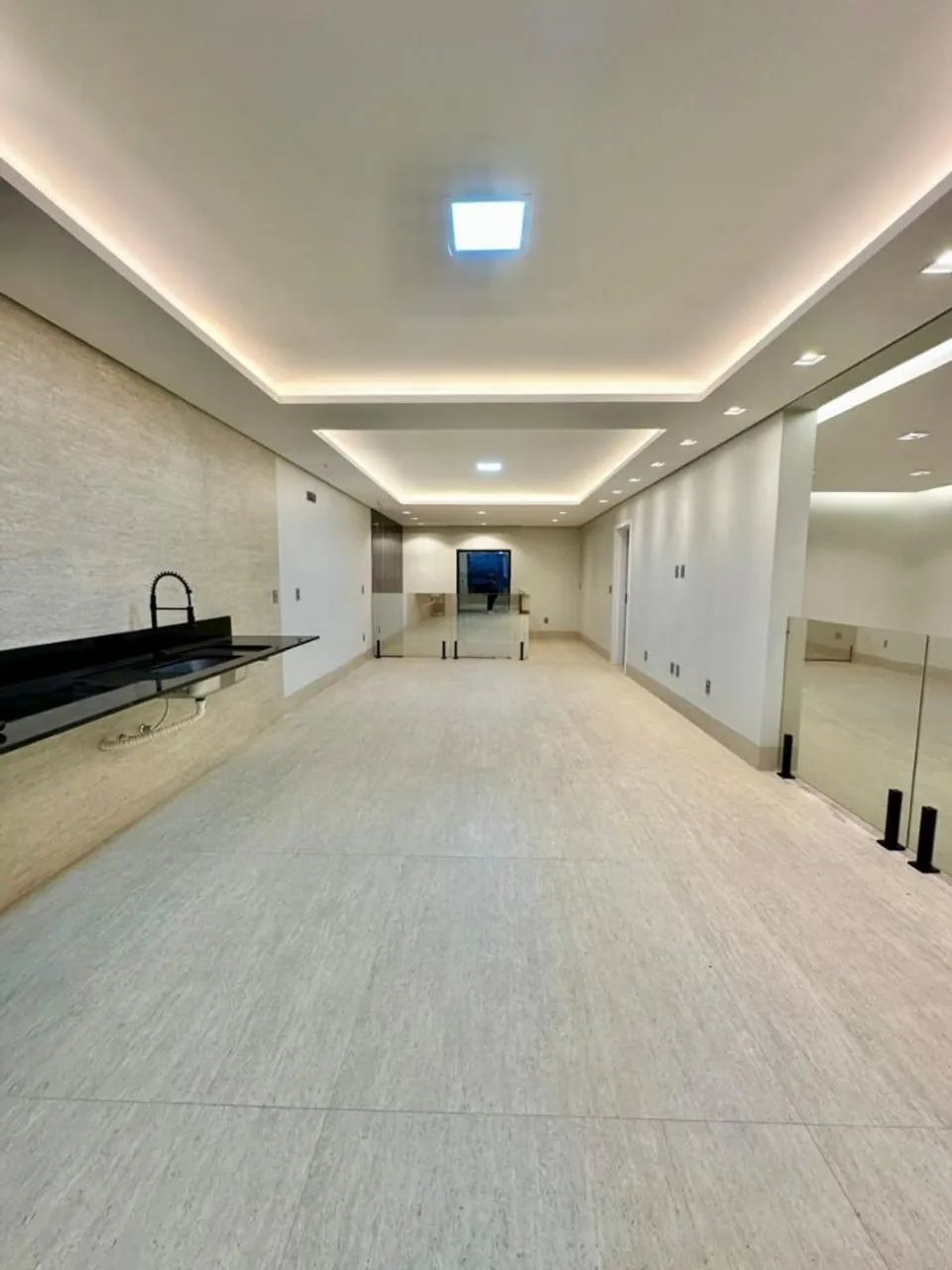 CASA DE ALTO PADRÃO | CIDADE ALPHAVILLE TERRAS 4 - EUSÉBIO/CE,  rooftop com piscina, terra - Foto 5