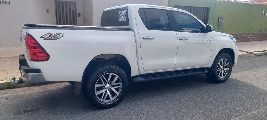 Toyota Hilux CD 4X4 2.8 DIESEL AUT. 2020