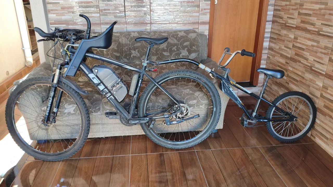 Bicicleta elétrica com reboque e cadeirinha - Foto 3